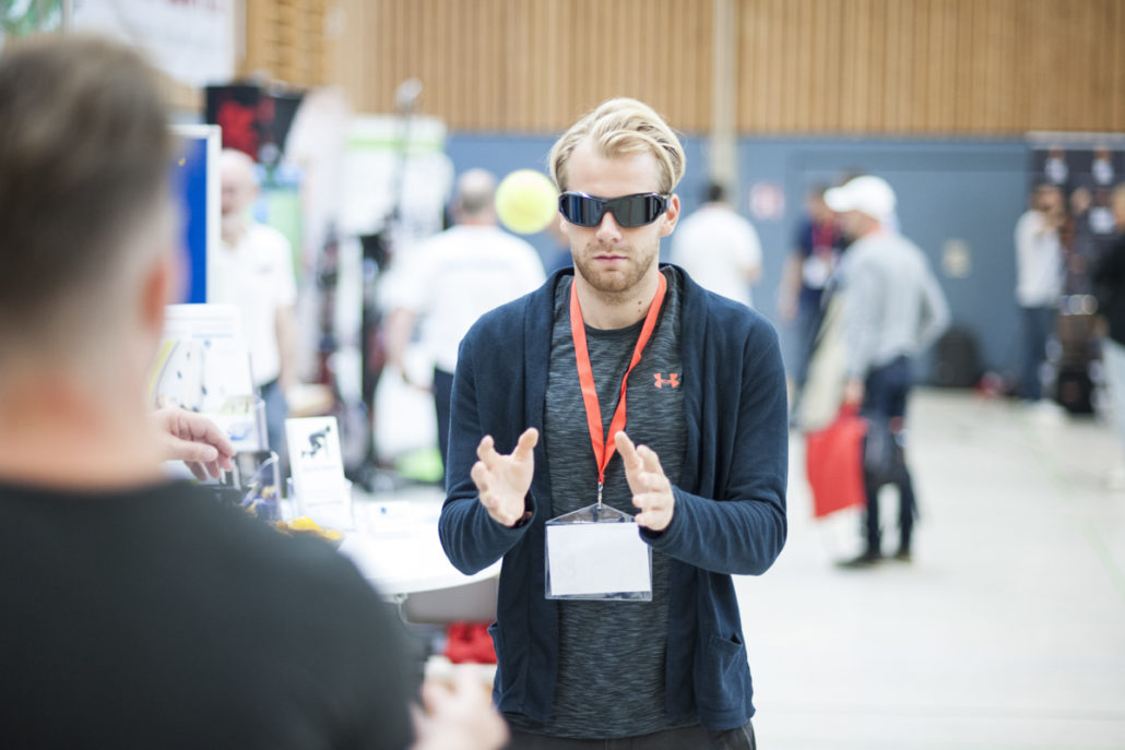 Die Strobobrille auf der Athletik Konferenz